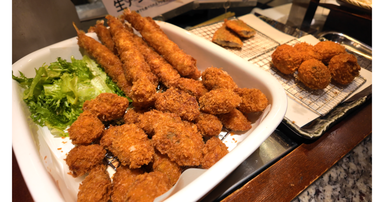 磯魚（いさな）バイキングの特大エビフライ
