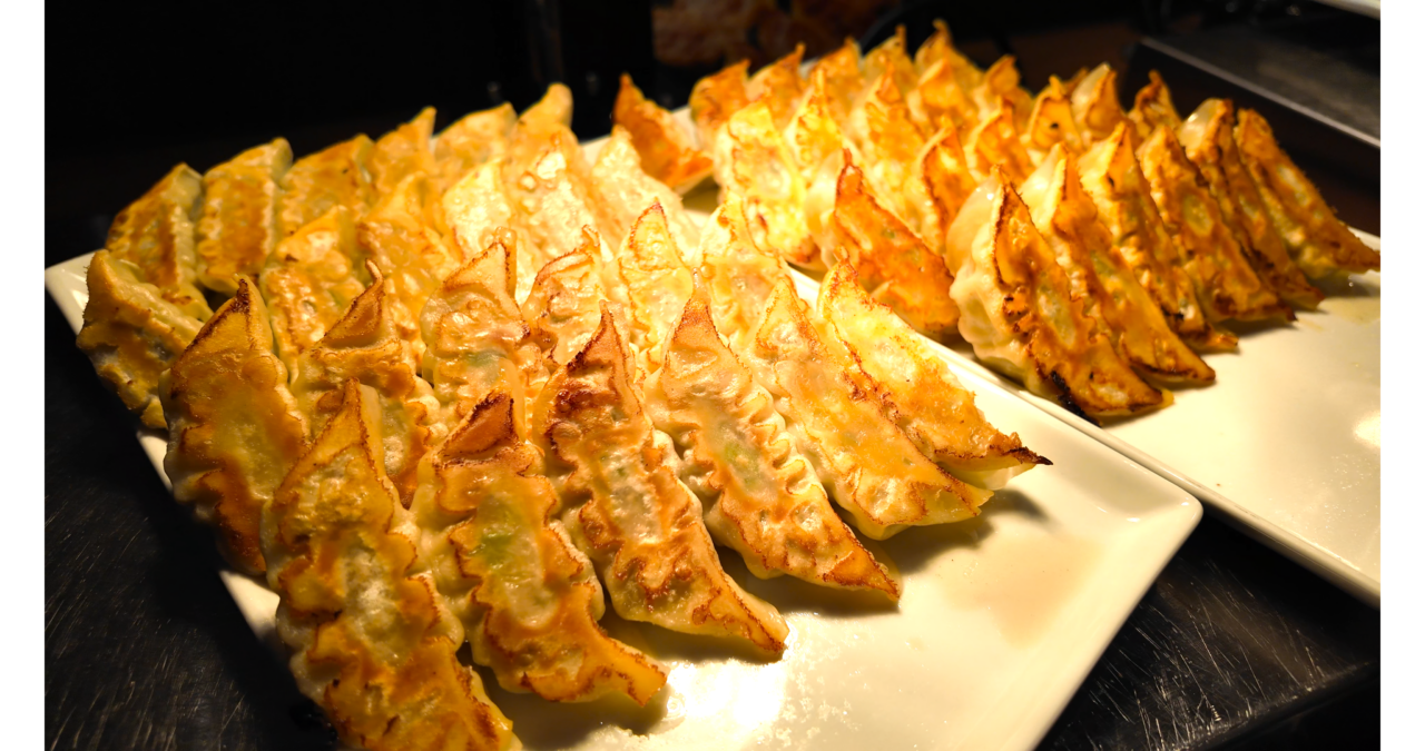 TAOYA日光霧降夕食ビュッフェのパリパリの餃子