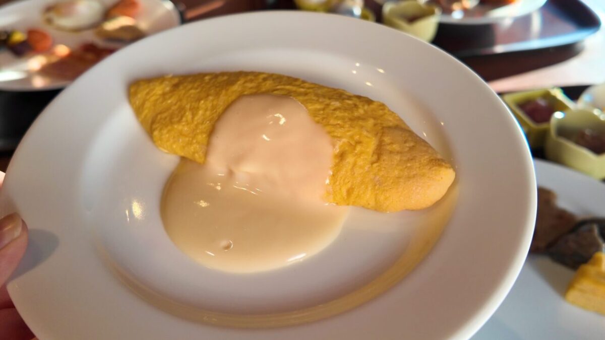 鴨川グランドホテル 朝ビュッフェ オムレツ
