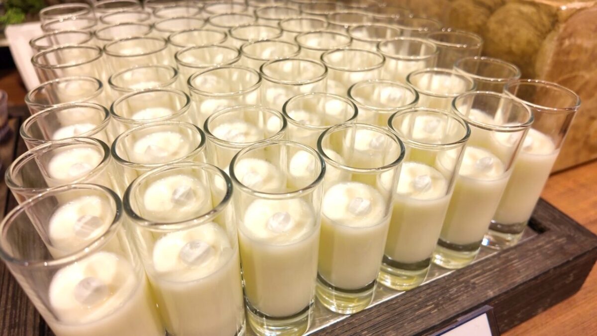 鴨川グランドホテル 夕食ビュッフェ 千葉県産梨のパンナコッタ
