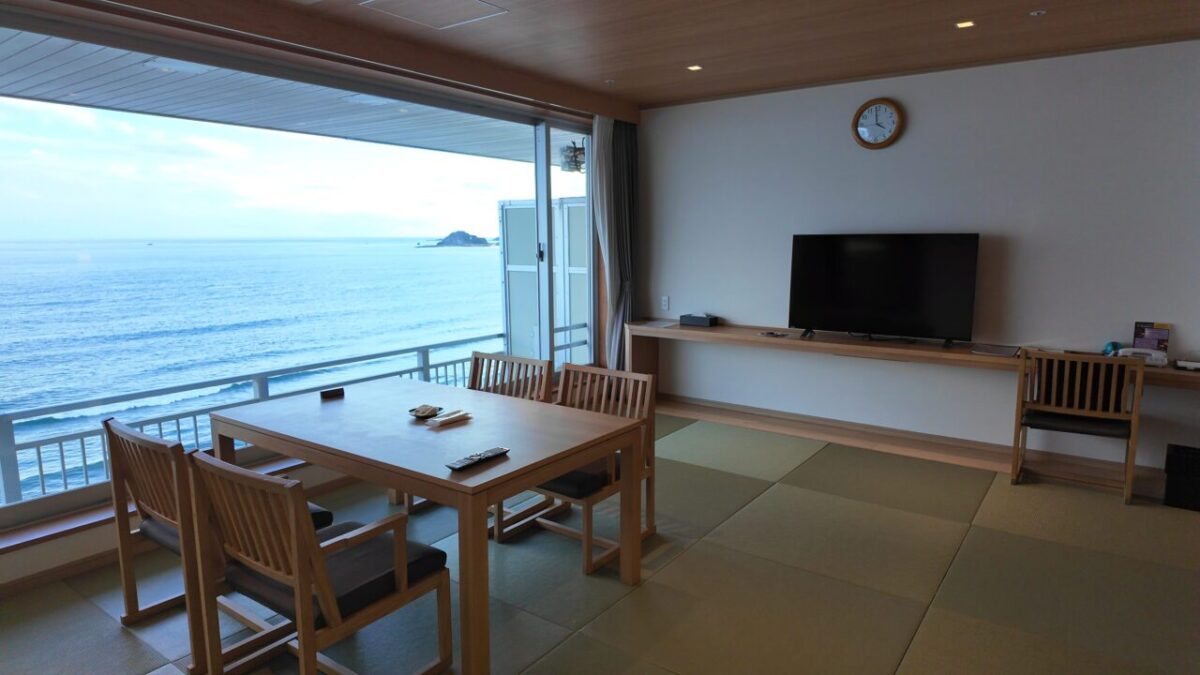 鴨川グランドホテル 露天風呂付きプレミアムデラックス和洋室
