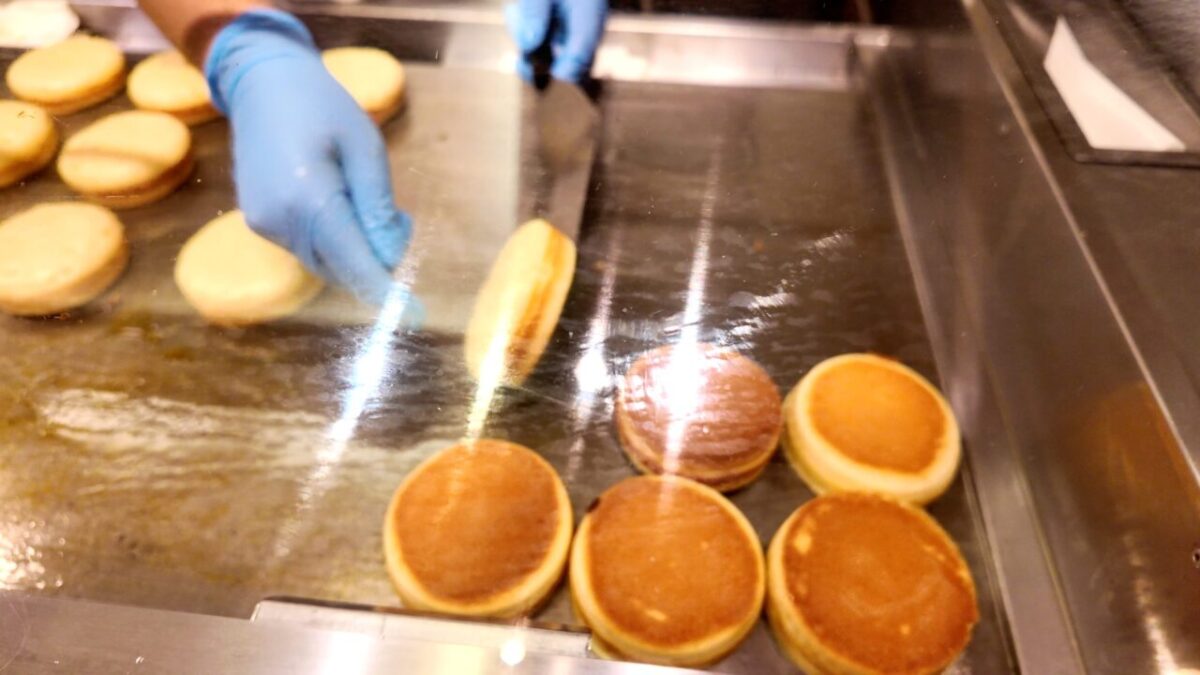 箱根湯本温泉 天成園 朝食ライブキッチンのパンケーキ
